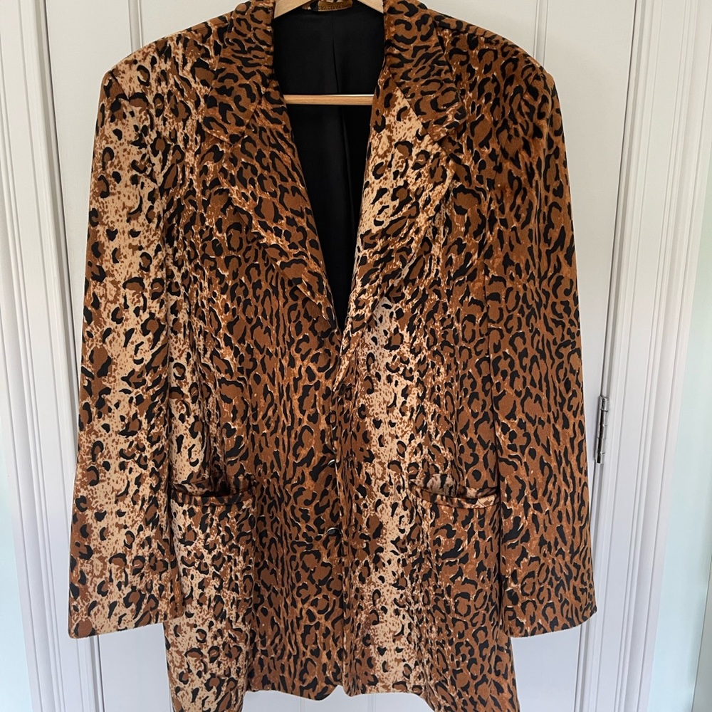 Millenia leopard print blazer